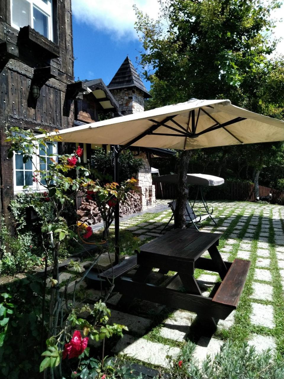 Black Forest Manor Zsenaj Kültér fotó