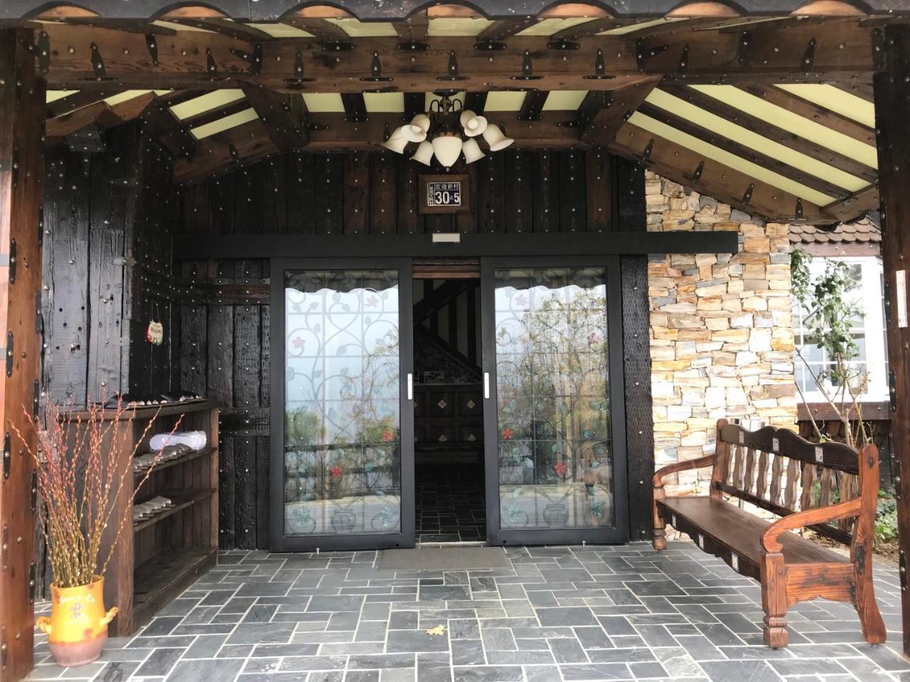 Black Forest Manor Zsenaj Kültér fotó